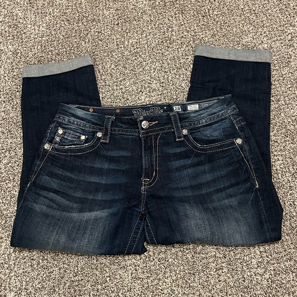 Miss Me Curvy Crop Jeans